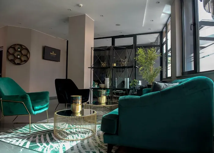 Premium Готель 4*